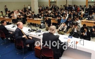 [포토]GM에 몰린 관심!