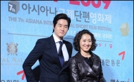 [포토]유지태-정경순 '잘 어울리는 커플?'