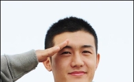 '입소' 이기우 "소녀시대 면회왔으면"