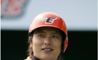 김태균, 지바롯데 떠난다…부상 장기화로 계약해지