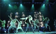슈주·2PM·이승기·비스트·엠블랙, 故 마이클 잭슨 '헌정무대'