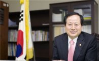 [신년사] 전년성 인천시교육위의장 "독립적 지위 확보 총력"