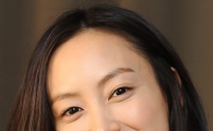 이나영, '아빠가~' 영화의상 비영리단체에 기증