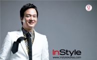 조민기, 아이티 돕기 위해 작가-모델 도맡아 화보 진행