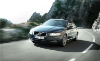 볼보 "차량 가격 50%는 3년 뒤 내세요"