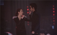 김정은, 2PM 택연과 '내귀에 캔디' 무대 '열광의 도가니'