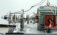 극저온 냉동기 탑재형 초전도 모터 개발 