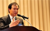 임태희 장관 "중견기업은 한국산업 미드필더"