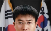 [천안함침몰]軍 정종율 중사 시신 27번째 발견(상보)