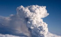 아이슬란드 화산폭발에 항공사 '비상'