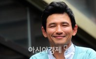 황정민② '구르믈~'서 이준익 감독과 환상 조화