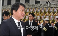 [포토] 합동분향소 찾은 최태원 SK회장