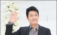 이병헌, '절친' 이범수 결혼식서 사회본다