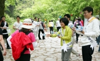 롯데칠성, 국립공원 등 25곳서 환경정화활동 
