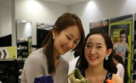 [포토] "운동화야, 하이힐이야?"