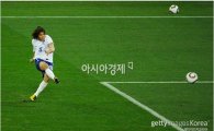 [월드컵] 박주영, 그림 같은 프리킥 골로 16강행 견인