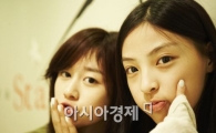 [포토]'리틀 구하라' 진혜원, 지현과 귀엽게 '찰칵'