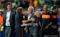[월드컵]판마르베이크 감독, "2년 전 수모 갚았다"