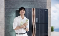[포토]이승기 지펠CF 촬영 스틸컷 '눈길'