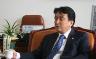 김영환 지식경제위원장 "SSM법 법사위 표류는 월권..정기국회서 반드시 처리"