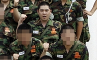 강인, 훈련소 사진 공개 '턱선 살아났네'