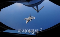 [포토] 공중급유 임무 완수한 F-16