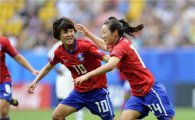 [AG]여자축구, 북한과 결승 다툼..중국 꺾고 조1위 4강行