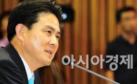 [인사청문회]김태호 "대북 인도적 지원 동의하나 北 천안함 사과해야"