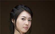 왕지혜, 배용준-김현중-이나영과 한솥밥