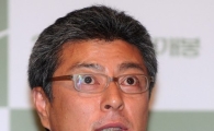 '무적자' 송해성 감독 "색다른 형제 이야기 위해 탈북자 설정 선택"