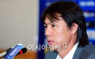홍명보 "박주영 AG 출전 의지 강했다..오늘 오전 전격 결정"(일문일답)
