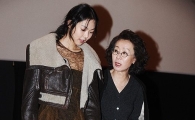 [포토]윤여정-김민희 '엄마와 딸 같네~'