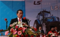 [포토]구자열 LS엠트론 회장, 中트랙터 준공식 환영사
