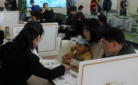 세종시 첫마을아파트 분양홍보관 ‘북적’