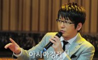 '위대한탄생' 신승훈, 20년 내공··'친절한 조율사 역할'