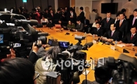[포토] 현대건설 인수대상자 발표하는 채권단