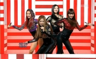 '인가' 씨스타, '섹시 엉덩이춤+파격 하이킥' 강렬 컴백