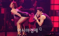 [포토]박진영, 파격적인 섹시 퍼포먼스