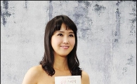 [포토]이서영 아나운서 '제 책 많은 관심 부탁드려요'