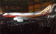 보잉, 신형 747-8 인터콘티넨탈 전격 공개