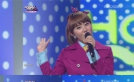 '뮤뱅' 한그루, 하의실종 패션에 깜찍 앞머리··상큼+파격