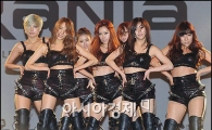 라니아, "4년 동안 이 무대 기다려왔다"..섹시+도발 무대로 가요계 '어필'
