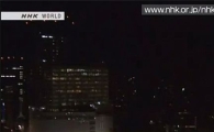 도쿄 초고층 건물, 7.1 여진에 휘청거리는 장면