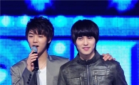[PHOTO] CNBLUE members speak on Mnet weekly show
