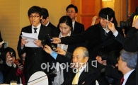 [포토] 입장 밝히는 카이시트 총학생회장