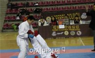 박희준, 전국 공수도선수권 3관왕 기염
