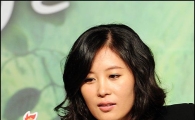 [포토]문소리 '아기 태어나면, 나중에 줘야지'