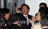 [포토]강재섭 후보의 마지막 인사