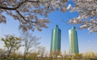 갤러리아 포레 '명품 인테리어 주거공간' 공개