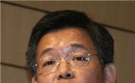 中 경제학자들, 위안화 자유변동환율제 전환 촉구 